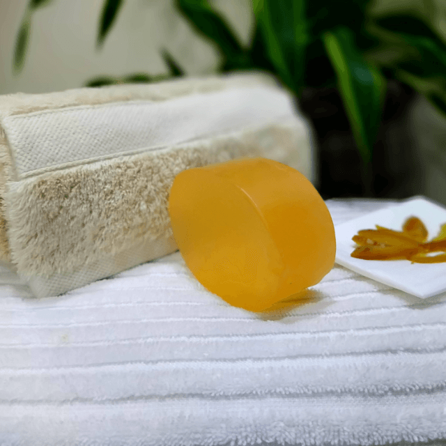 Natureza Simple Handmade Orange Fresh Transparent Soap 120g