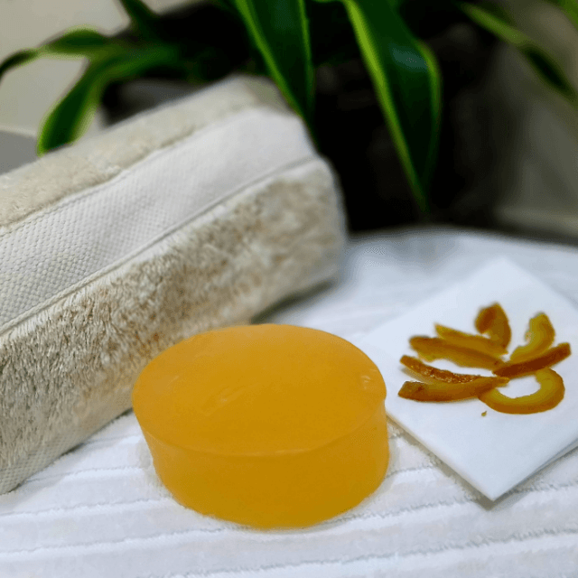 Natureza Simple Handmade Orange Fresh Transparent Soap 120g