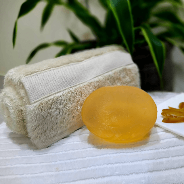 Natureza Simple Handmade Orange Fresh Transparent Soap 120g