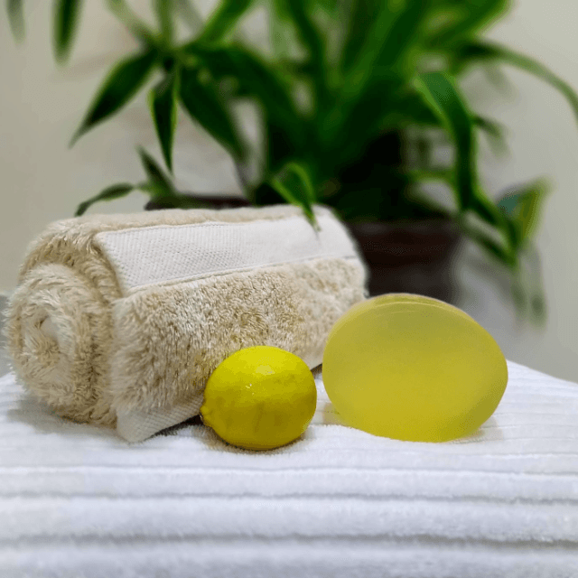 Natureza Simple Handmade Lemon Fresh Transparent Soap 120g